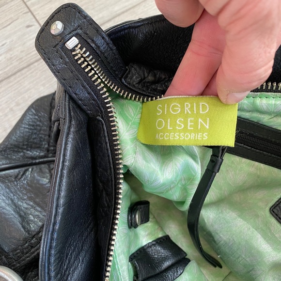 Sigrid Olsen black leather purse - Picture 3 of 11
